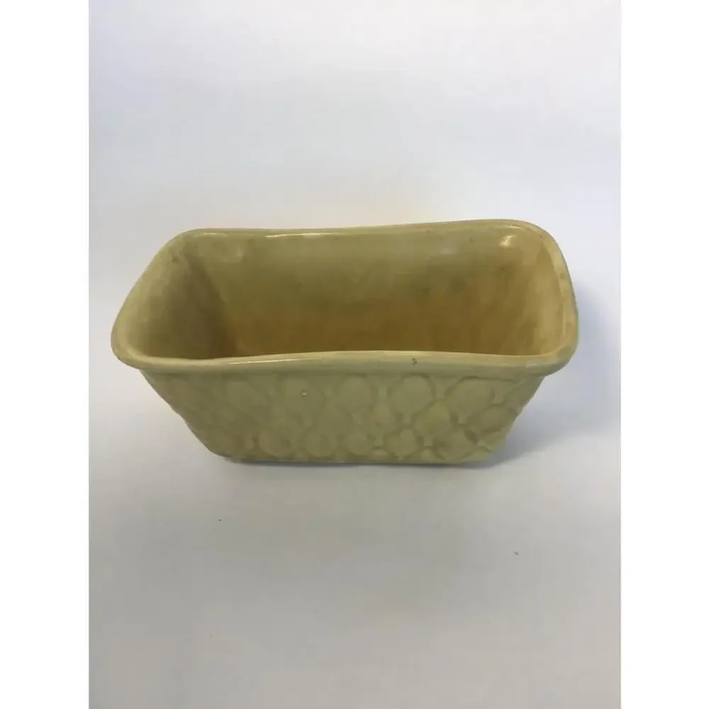 Vintage Brush McCoy Planter 100-6